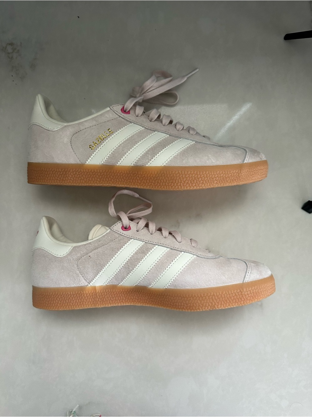 adidas Women's Suede Sneakers in Light Pink and White with Gum Sole Sz8